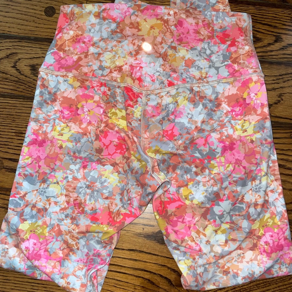 Lululemon Align 28” Leggings Size 8 Inflorescence Multi